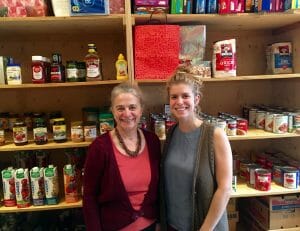 Francoise Lépine, responsable de la banque alimentaire depuis 2004 et Émilie Bélanger, nouvelle Intervenante Ressource famille au CAB Sutton